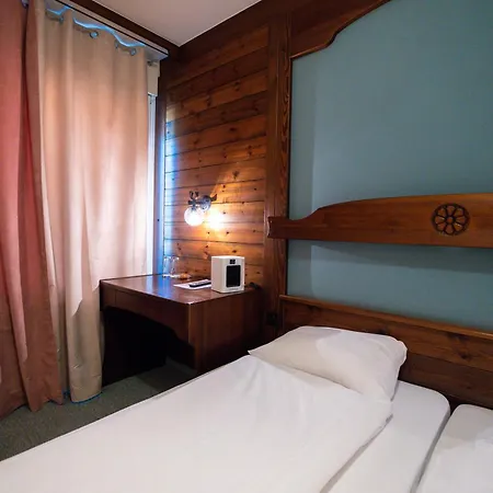 Agence Alv - Art Le Vin Hotel *