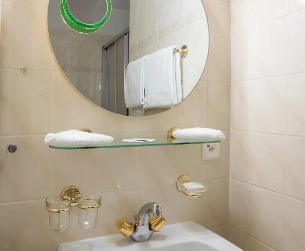 Hotel Agence Alv - Art Le Vin Salgesch