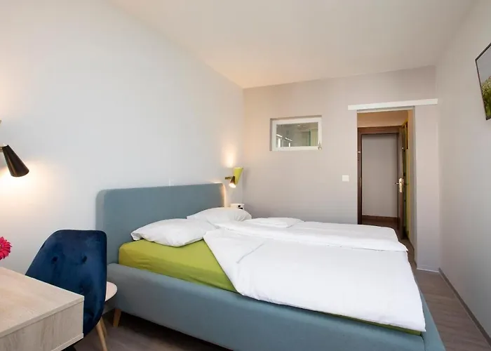 Hotel Agence Alv - Art Le Vin