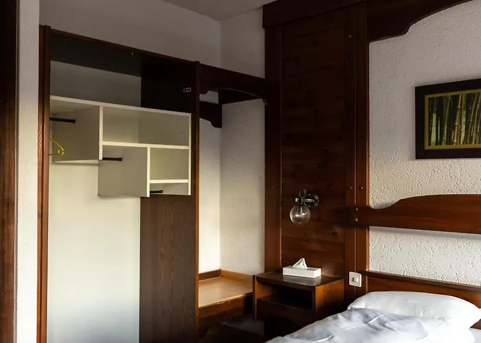 Hotel Agence Alv - Art Le Vin Salgesch