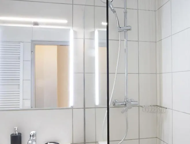 Hotel Agence Alv - Art Le Vin *